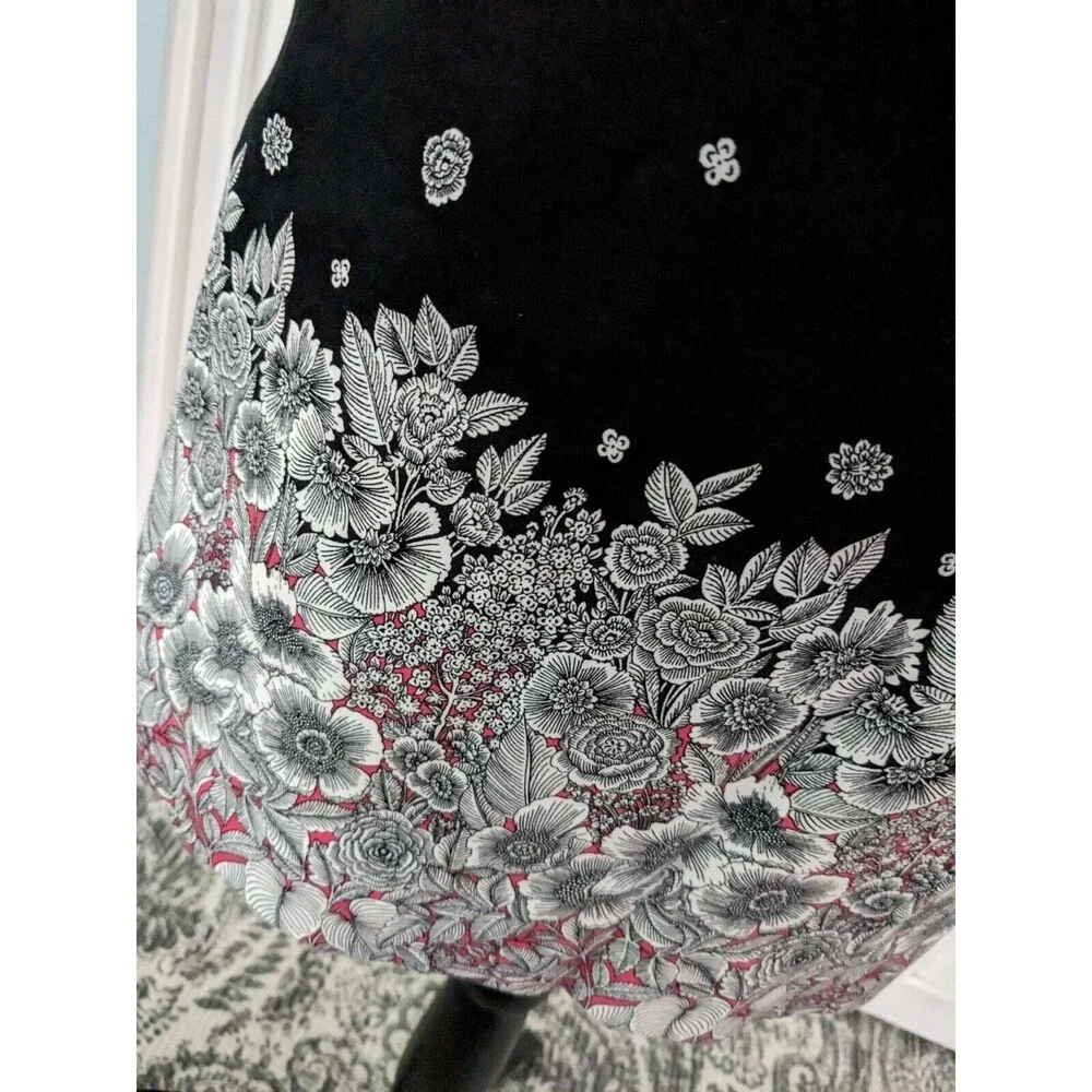 J Jill Skirt Womens sz 8 Black Floral Border Cotton Knit Stretch Boho Vacation